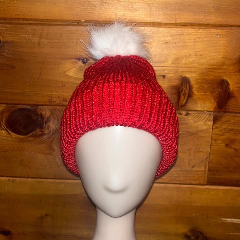 🎄 🎁 Hand Crafted- Sparkly Red and White double knitted beanie.
